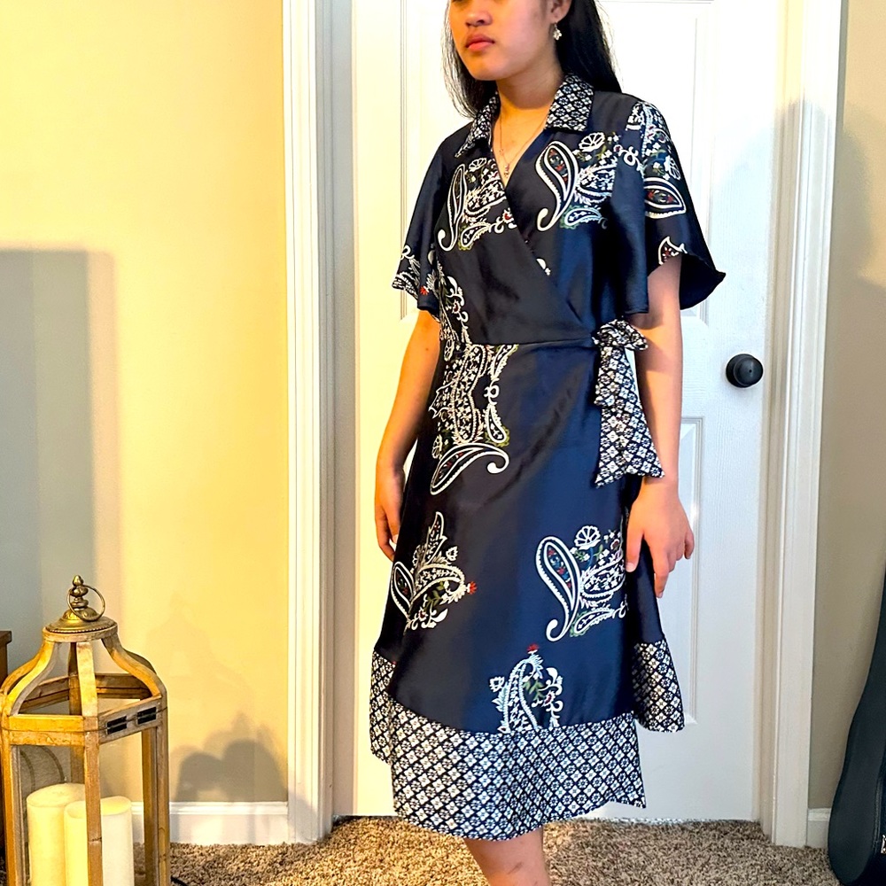 Beautiful silk Indonesian batik dress M Size